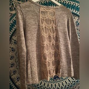 Lightweight sweater with lace back detail